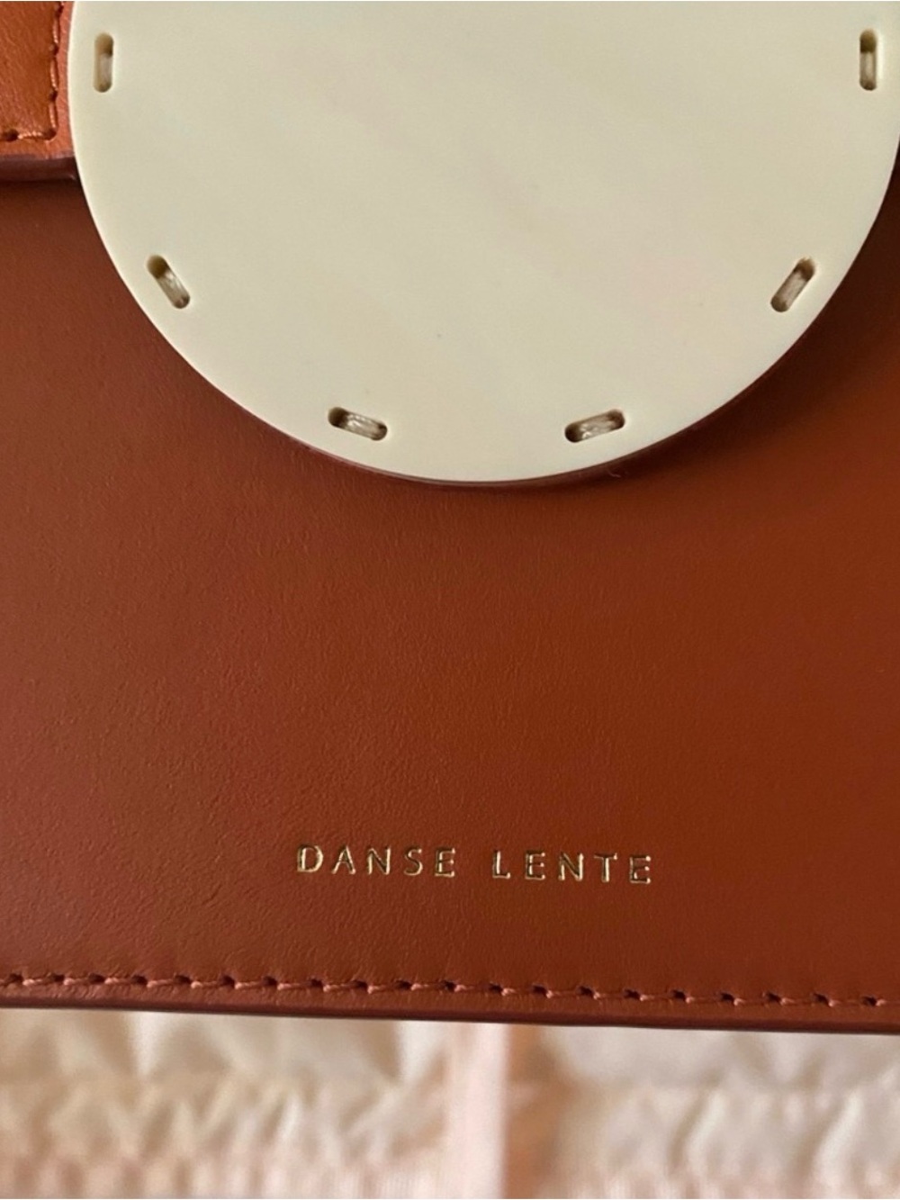 Danse Lente Phoebe leather crossbody bag - Picture 4 of 9